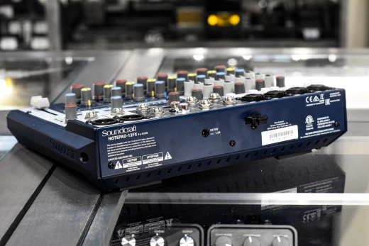 Soundcraft - NOTEPAD-12FX 2